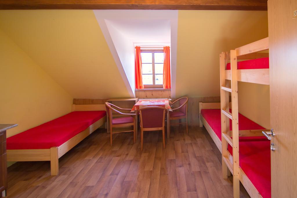 Ubytovna Pod Hrazi Вышши-Брод Номер фото